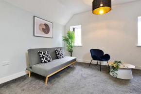 FREE PARKING - 1 BR Salford Royal sleeps 4